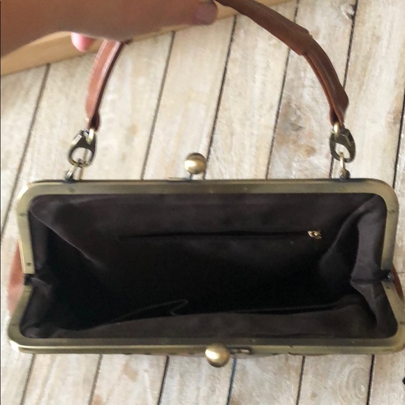 Brown clutch purse - Picture 2 of 2